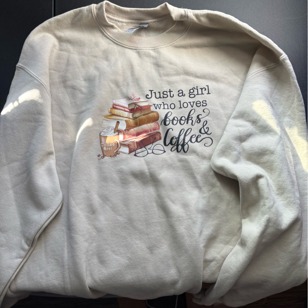 Gildan Cream Book & Coffee Graphic Sweater